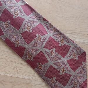 Gianfranco Ferre Burgundy and Gold Patterned Tie